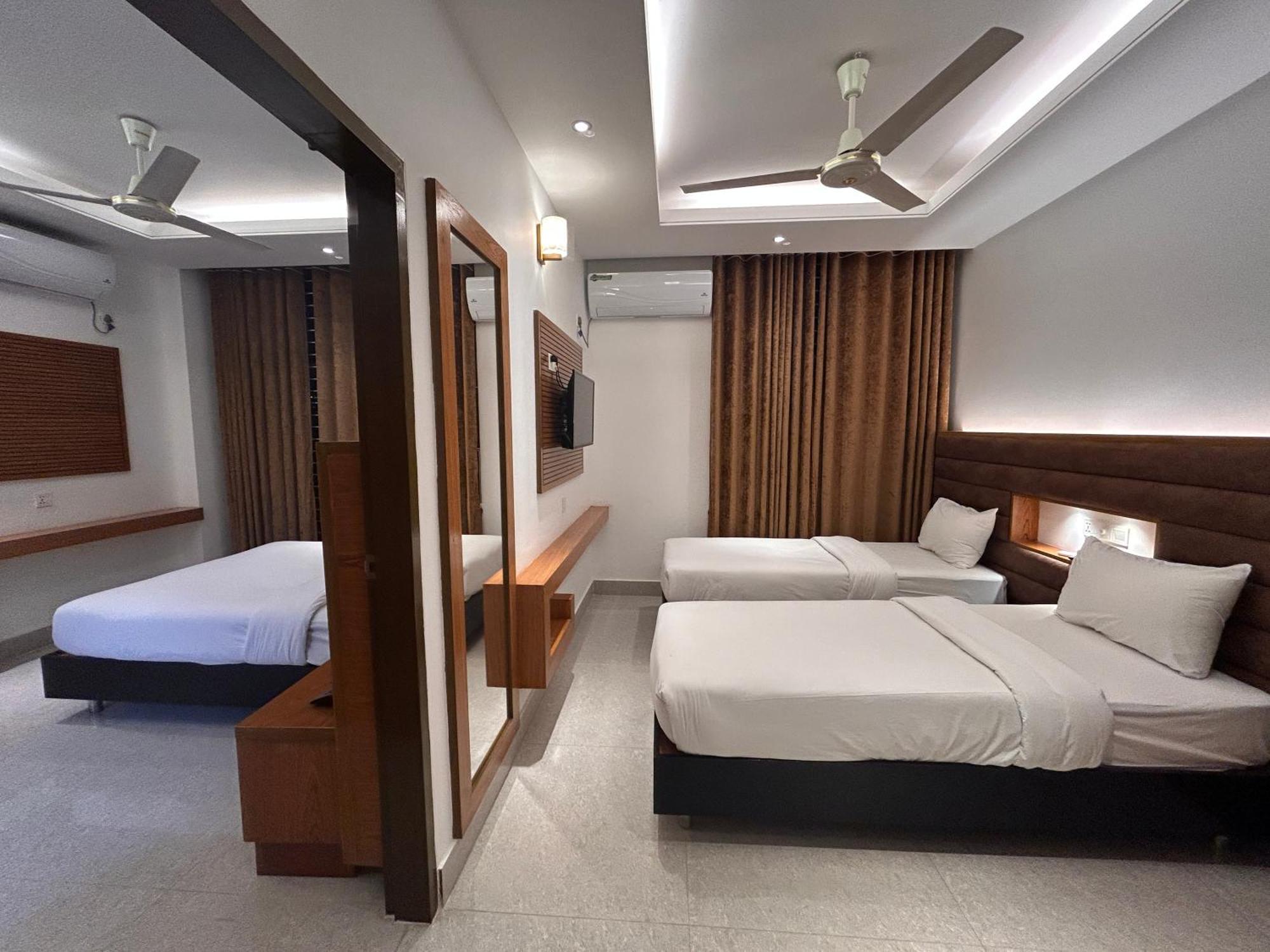 La Vista Hotel Силхет Экстерьер фото