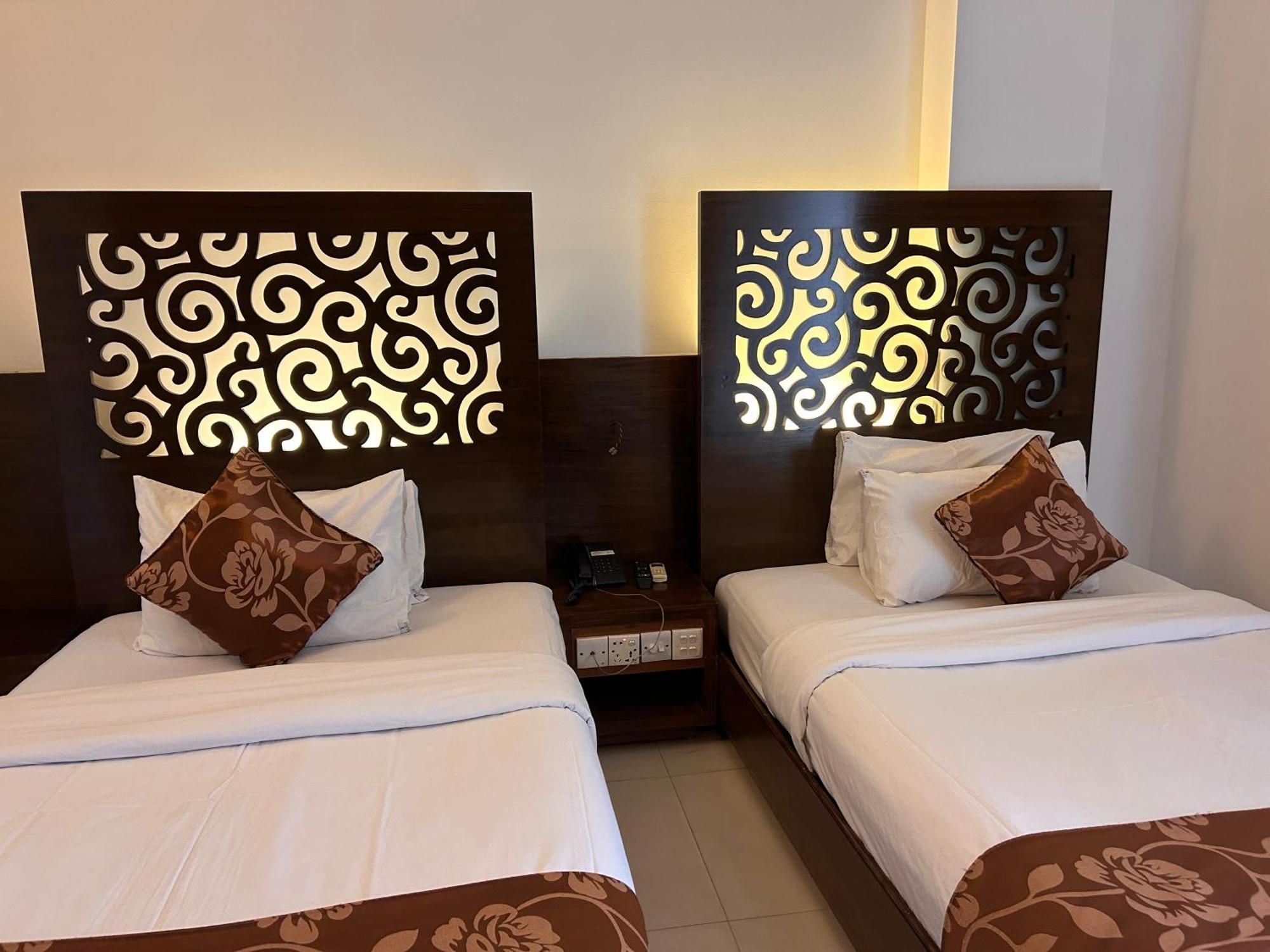 La Vista Hotel Силхет Экстерьер фото