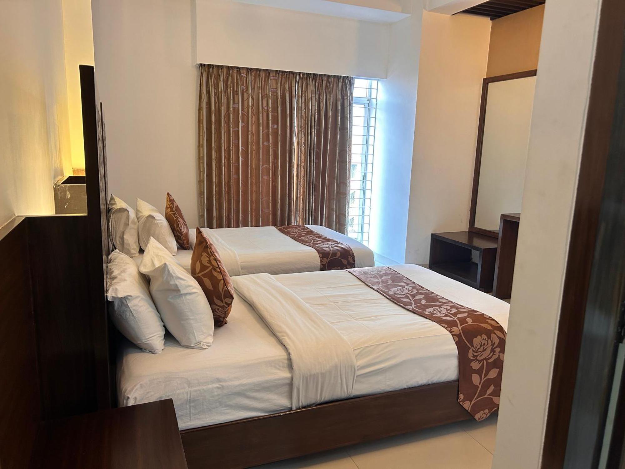 La Vista Hotel Силхет Экстерьер фото